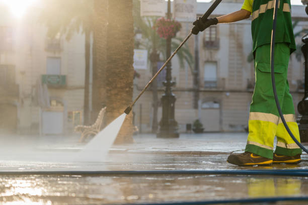 Playground Equipment Cleaning in Clovis, CA